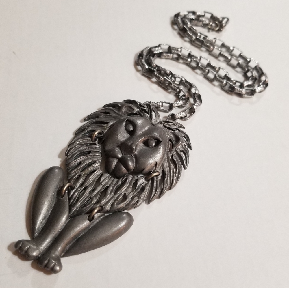 Statement Lion Swing Pendant Necklace Mod Long